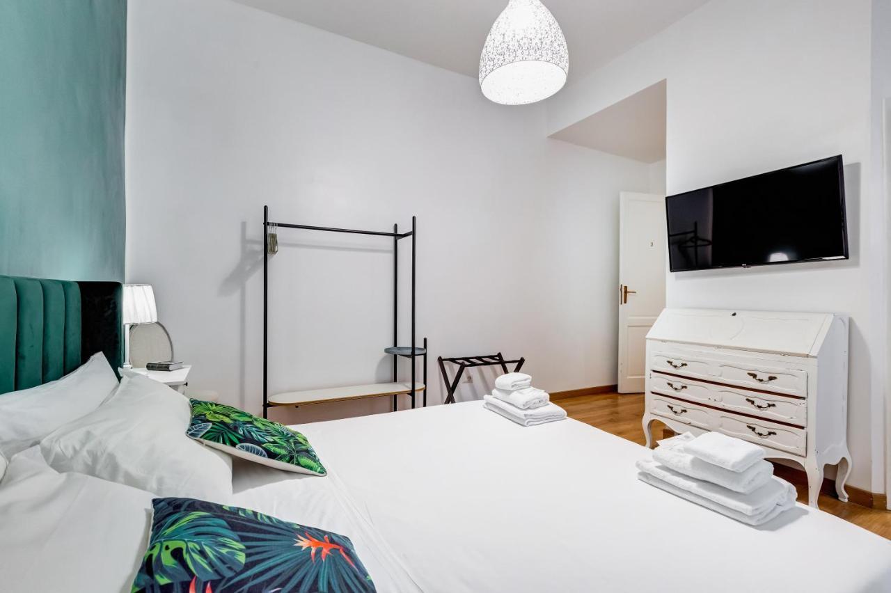 Bdc - Residenza Valadier 3-Bdr And 3 Bathrooms Apt Рим Екстер'єр фото