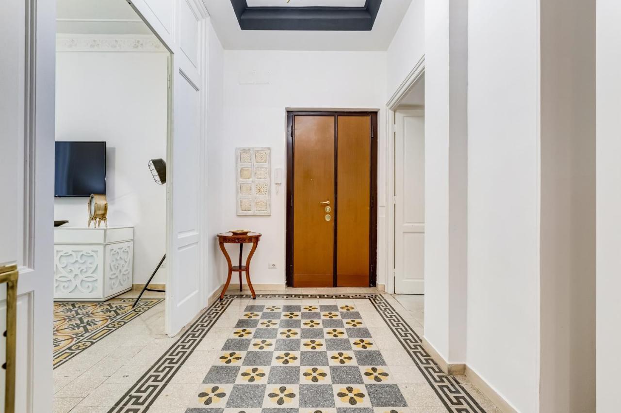 Bdc - Residenza Valadier 3-Bdr And 3 Bathrooms Apt Рим Екстер'єр фото